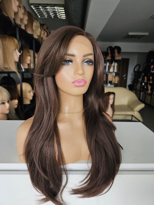 Długa lekka peruka premium naturalny brąz lace front Kim