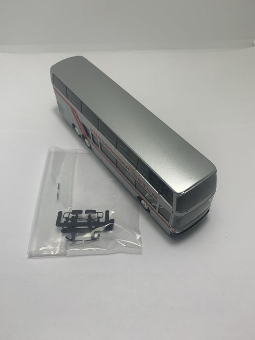 Setra S 228 DT da Herpa escala 1/87