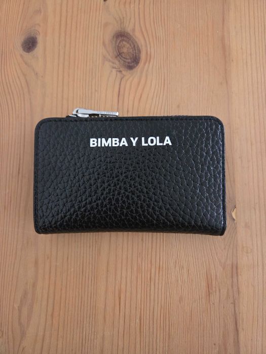 Carteira com aba pele preta da Bimba Y Lola