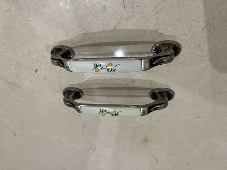 Винтаж ручки мебельные фарфор 2 шт Франция