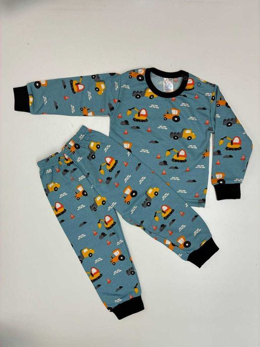 Дитяча, тепла піжама