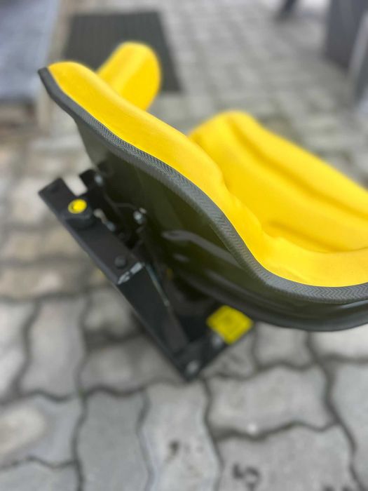 BANCO NOVO TRATOR ULTRA CONFORTÁVEL