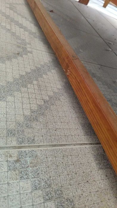 Sofá cama, com lugar para 3 pessoas