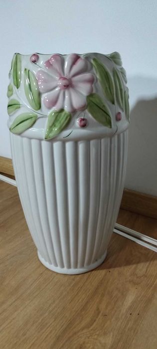 Jarrão com Trabalhado em Louça