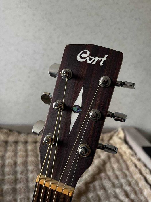 Акустическая гитара Cort Earth70 MH OP