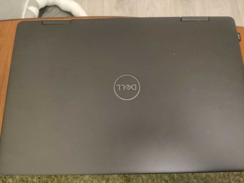 Dell Inspiron 7586: 4к, i7-8565U, NVIDIA MX150 2гб