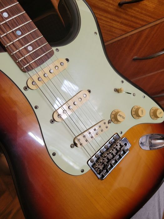 Gitara elektryczna Fender Stratocaster 62 Reissue japan lata 80