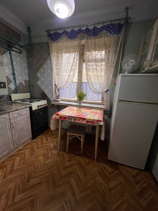 Продам однокімнатну квартиру по вул.Перемоги