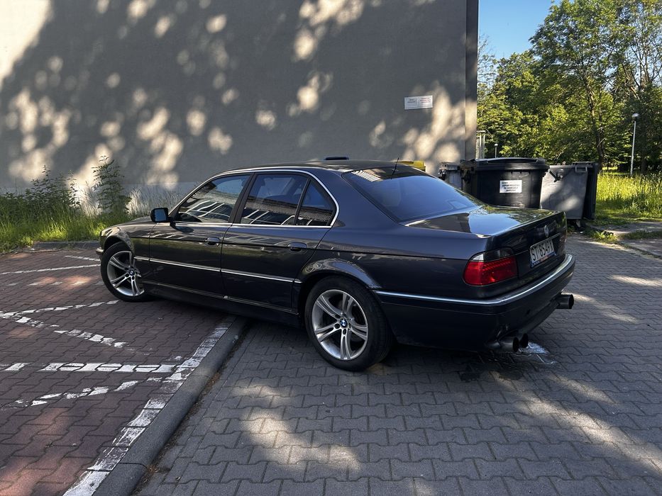 BMW E38 735i LPG AUTOMAT DOBRA BAZA