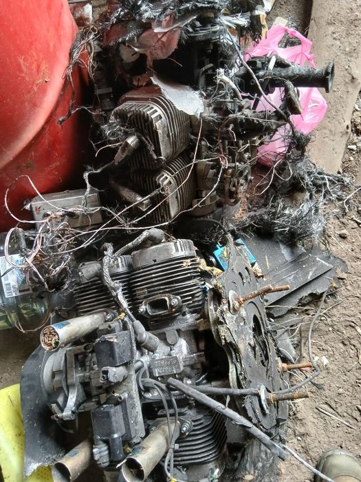 Єлектроника и другие запчасти для летательних моделей