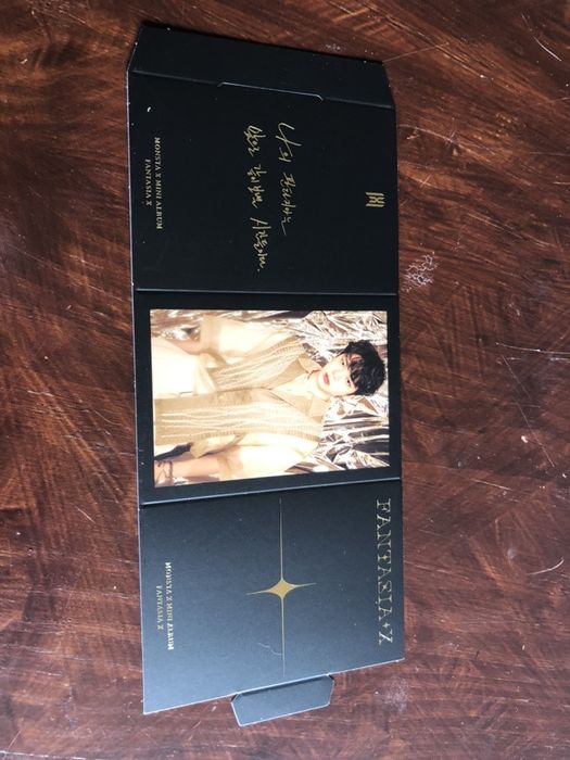 MONSTA X Figura de cartão Minhyuk (Kpop)