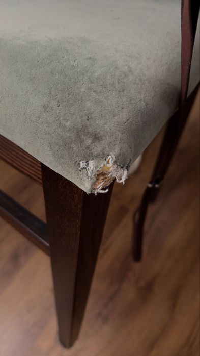 Stół drewniany w zestawie z krzesłami, solidny!!