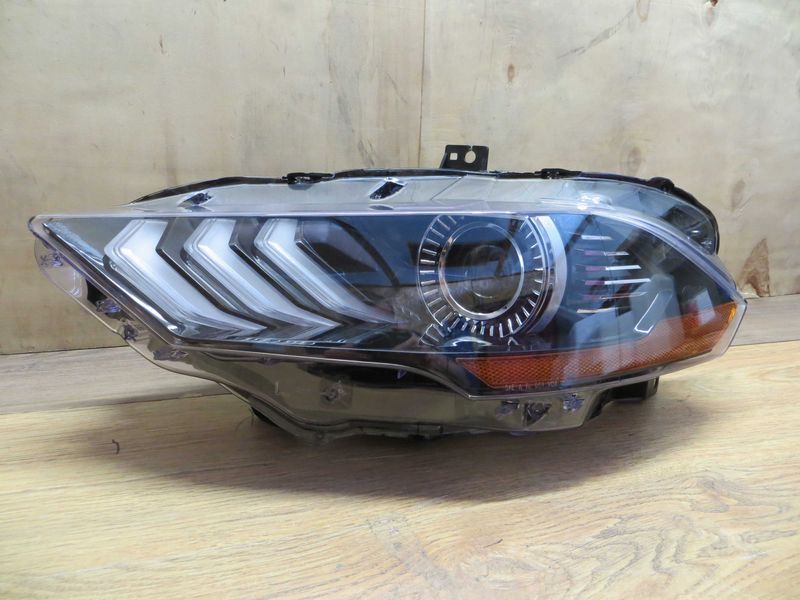 Фара 2018-2021 Ford Mustang JR3Z13008B JR3B13005A