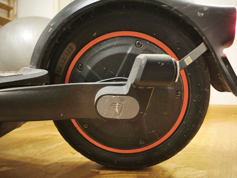 Електросамокат самокат скутер 400w Ninebot KickScooter F65D