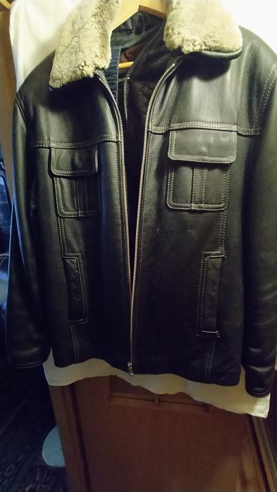 Продам мужскую куртку