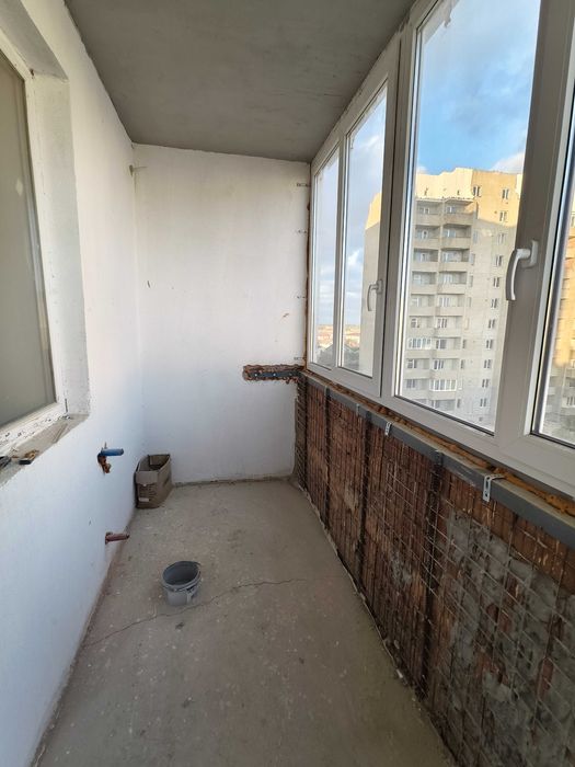 Продам квартиру в Хлебодарском в новом кирпичном доме, средний этаж