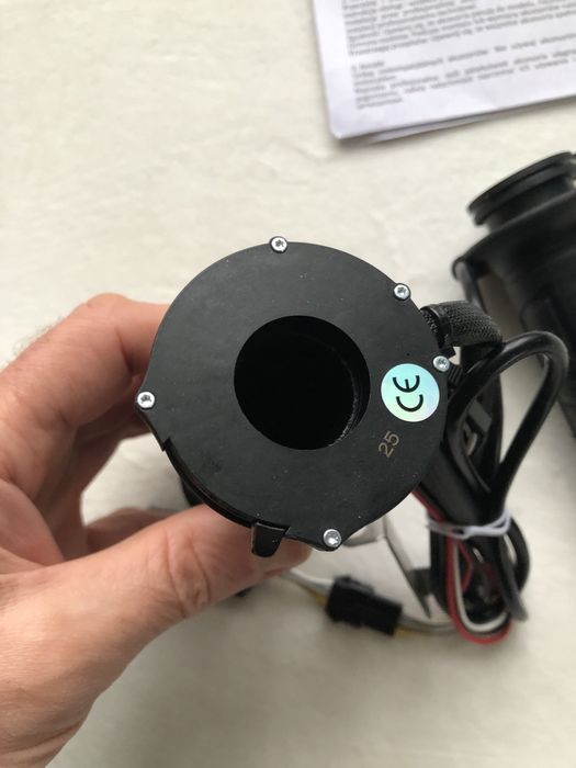 Гріпси руля, мото ручки з підігрівом, теплі мото ручки.