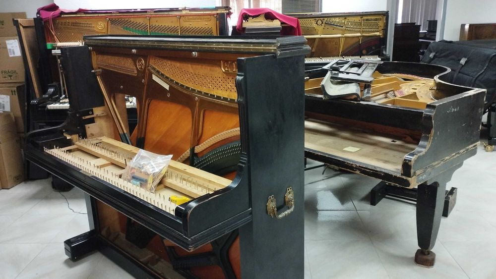 Restauro e Reparação de Pianos / Piano Restoration and Repair