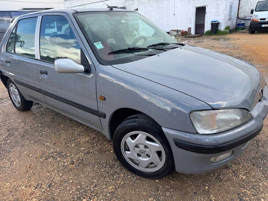 Peugeot 106 / gasóleo / pintura nova