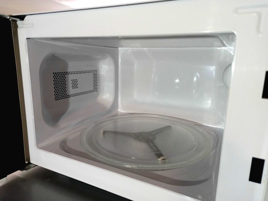 Micro-ondas Branco 20L (Analógico / Mecânico) – Como Novo