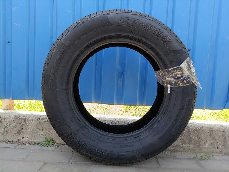 Нові шини 205/65R16 95H Sunfull SF-688