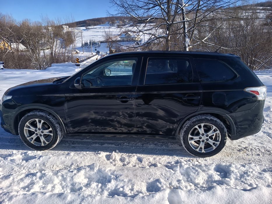Mitsubishi Outlander III