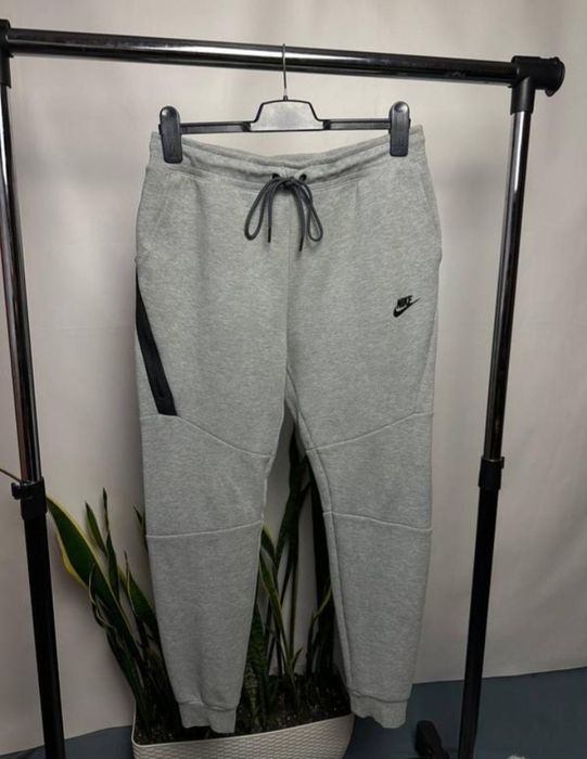 Штани Nike Tech Fleece- p.XL