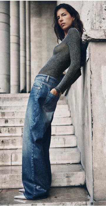 Джинсы Zara WIDE LEG  р 36 новые