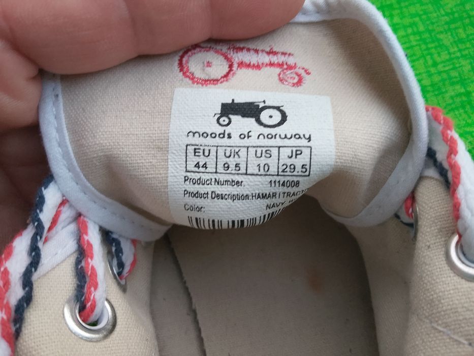 Trampki Moods of Norwey róż 44 soldne Super