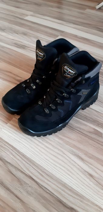 Buty męskie trekkingowe.