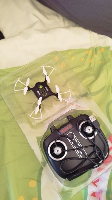 Drone com comando novo
