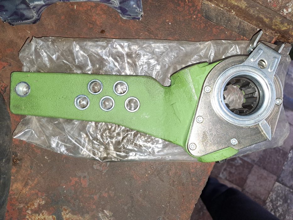 Трещітка автомат