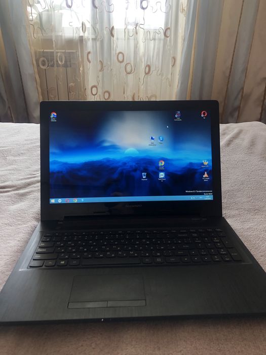 Ноутбук lenovo g50-30 в хорошем состоянии
