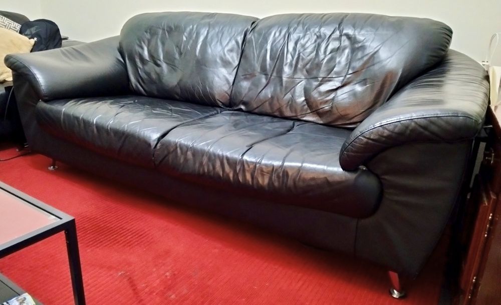 Sofà grande de origem Suiça