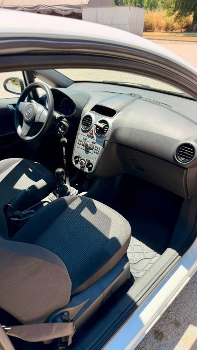 Opel Corsa D - 2012