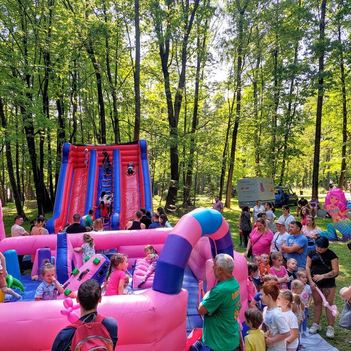Dmuchańce dmuchaniec piana party animacje holi eventy