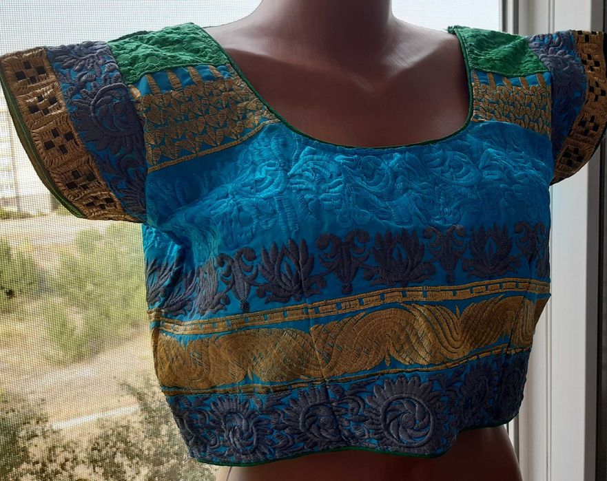 индийское чоли расшитое гладью,топ,индийская одежда,чолі