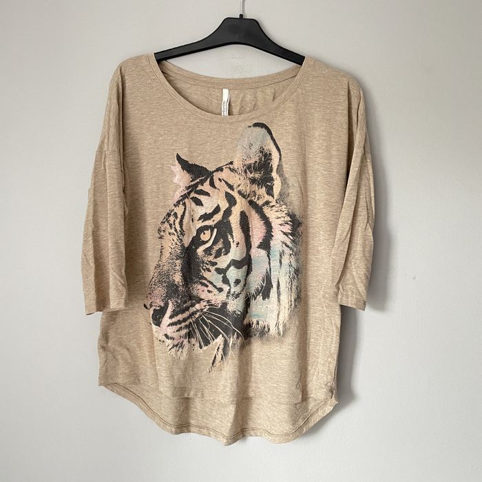 Bluzka Stradivarius beżowa tygrys oversize M / L
