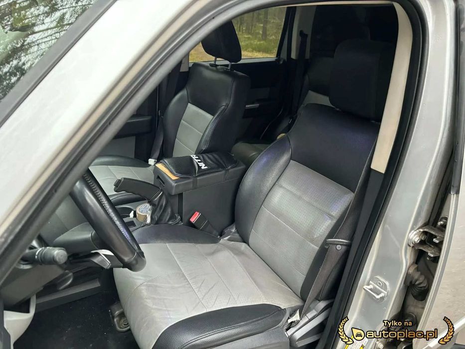 Dodge Nitro 2.8 model srt ,4x4,bezwypadkowy,europa,zadbany