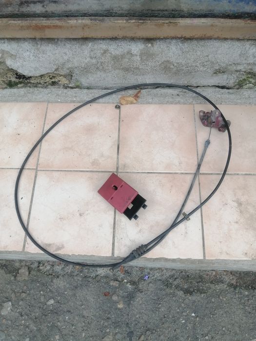 Тросик, ручка и замок на мерседес 124