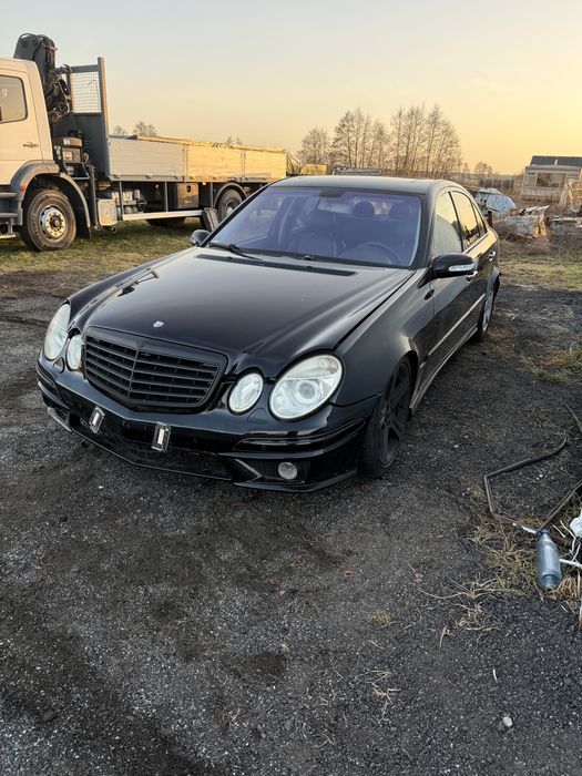 Mercedes W211 E500