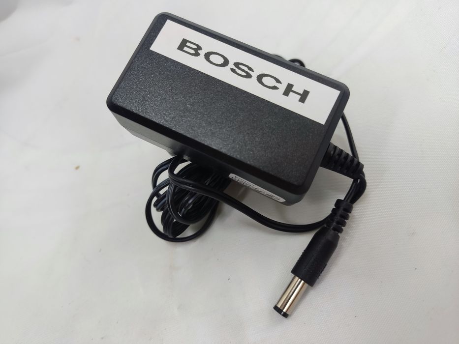 Zasilacz Ładowarka Do Odkurzacza Bosch Flexxo Gen 2 Serie 4 25,2V HIT