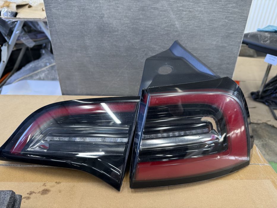 Фонари Tesla model 3/Y USA