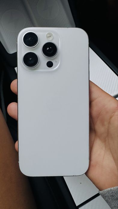 Iphone 16 PRO Apple