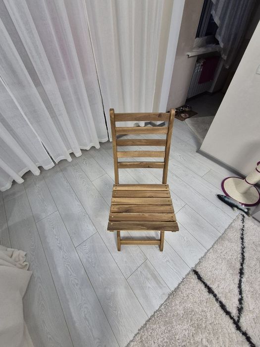 Стол со стульями деревянные