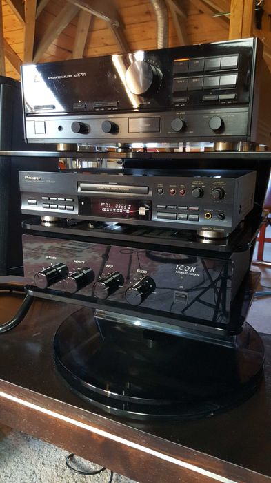 Wzmacniacz integra Sac Icon akrylowy bardzo ładny