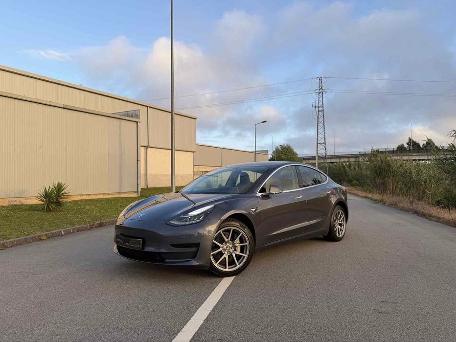 TESLA MODEL 3 standard range plus LFP