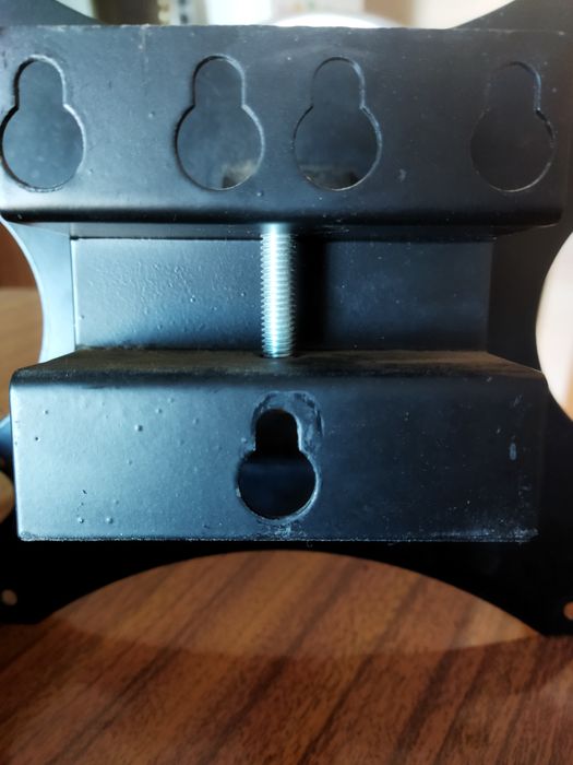 Wall-mounted TV bracket64552458774402121