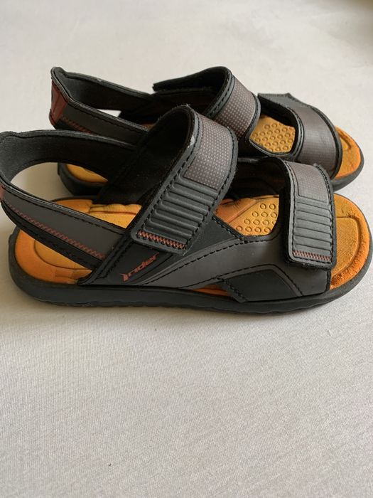 Босоніжки Grendene