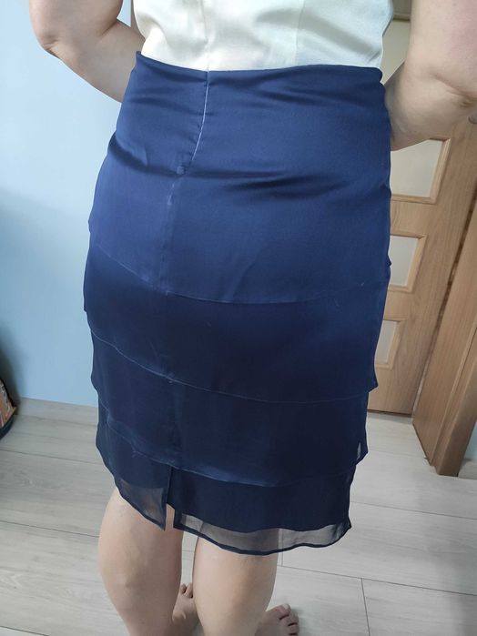 Granatowa ecru koktajlowa sukienka